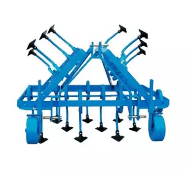 Vibrocultivator with springs equipped by depth adjustment wheels useful for the uprooting weeds and the preparation of seedbed