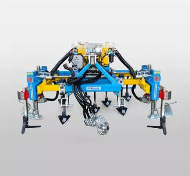 Cultivator with rapid unhook springs, hydraulic widening and roller equipped by double hydraulic inter-row blades. It gives the possibility to work simultaneously the RH and LH inter-rows and center simultaneously